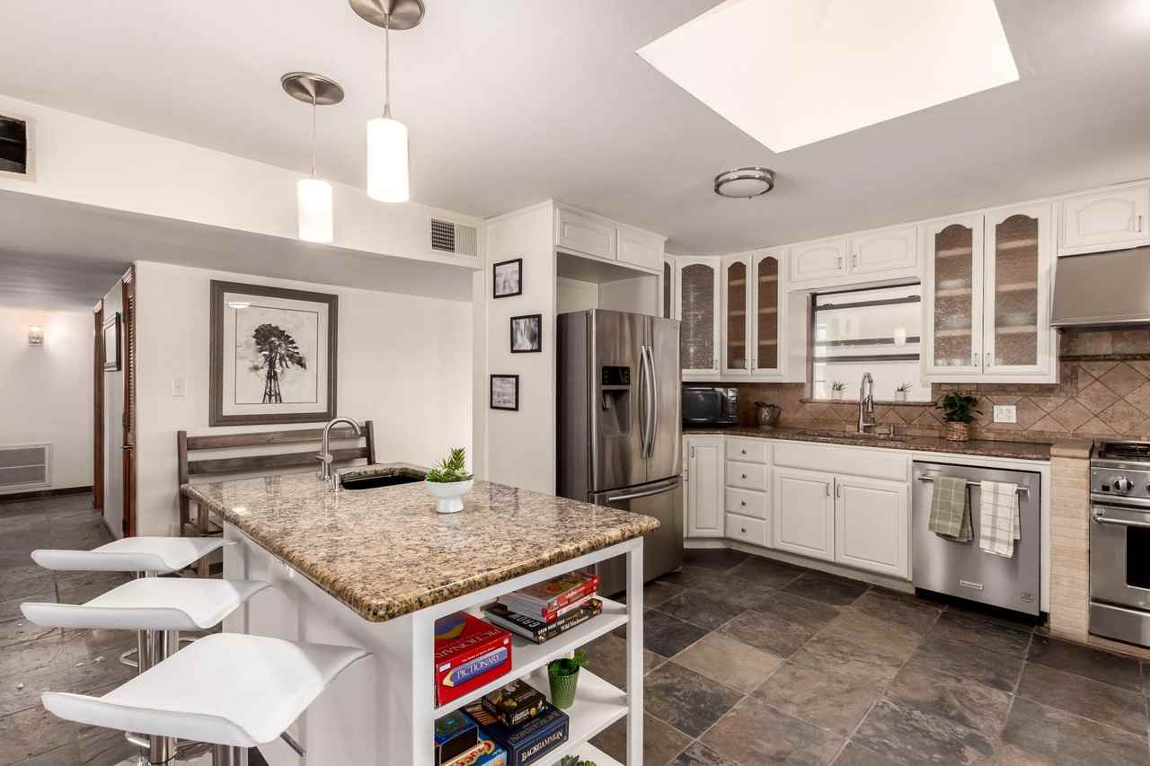 West Rancho Drive - Photo 4 of 12