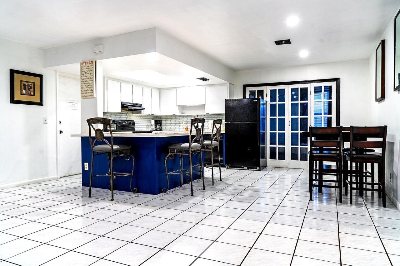 Melvin Rd - Photo 3 of 11