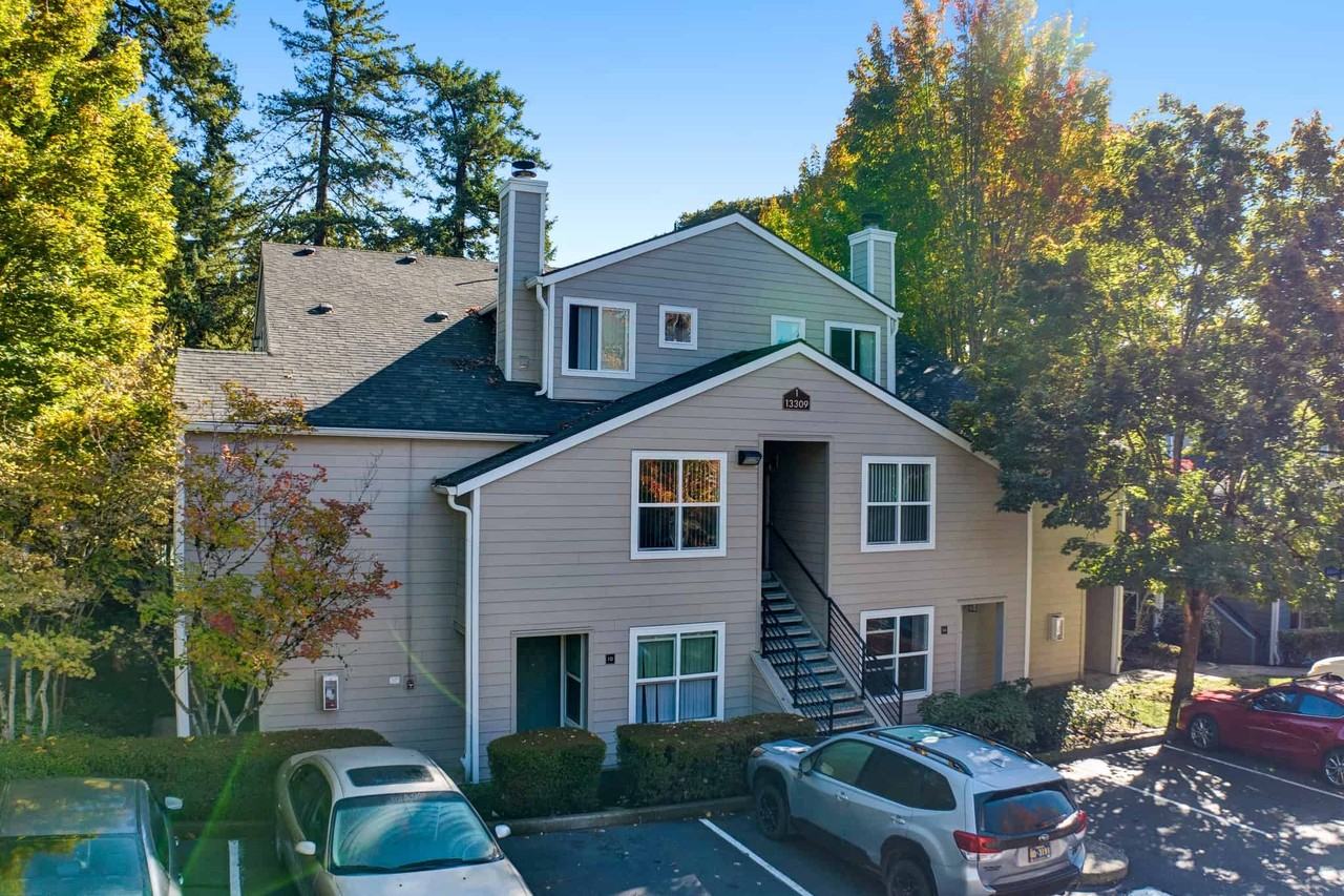 Hampton Ridge Apartments - Photo 4 of 29