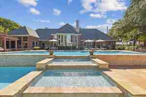 featured image of 5303 Hamilton Wolfe Rd