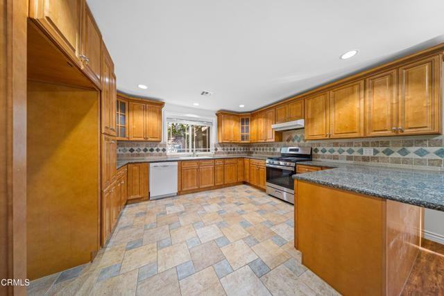 2911 Stevens St - Photo 2 of 8