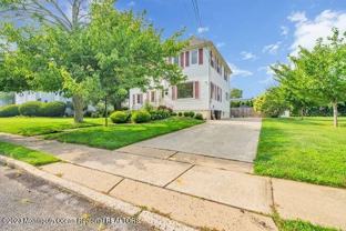 10 Berg Ave - Photo 1 of 1