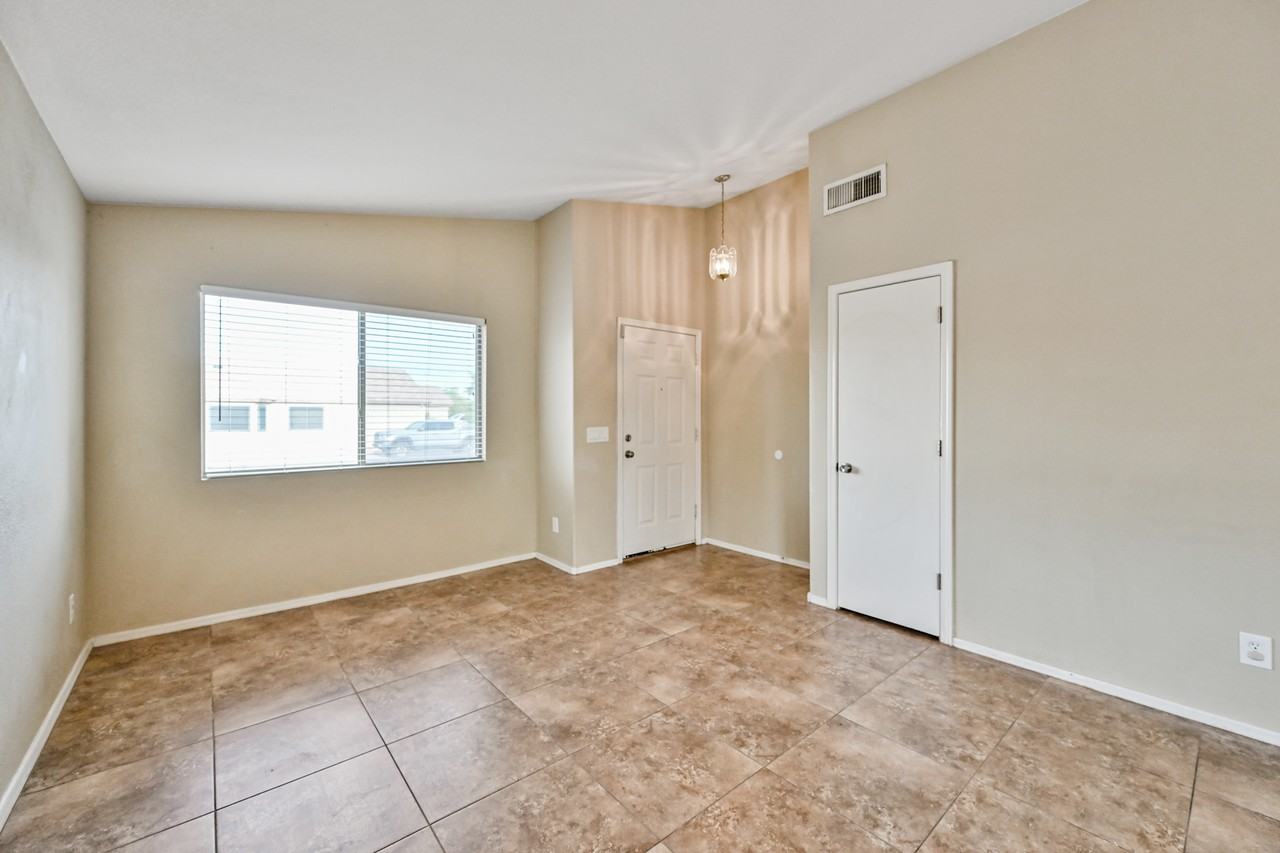 16252 North 138th Lane - Photo 2 of 26