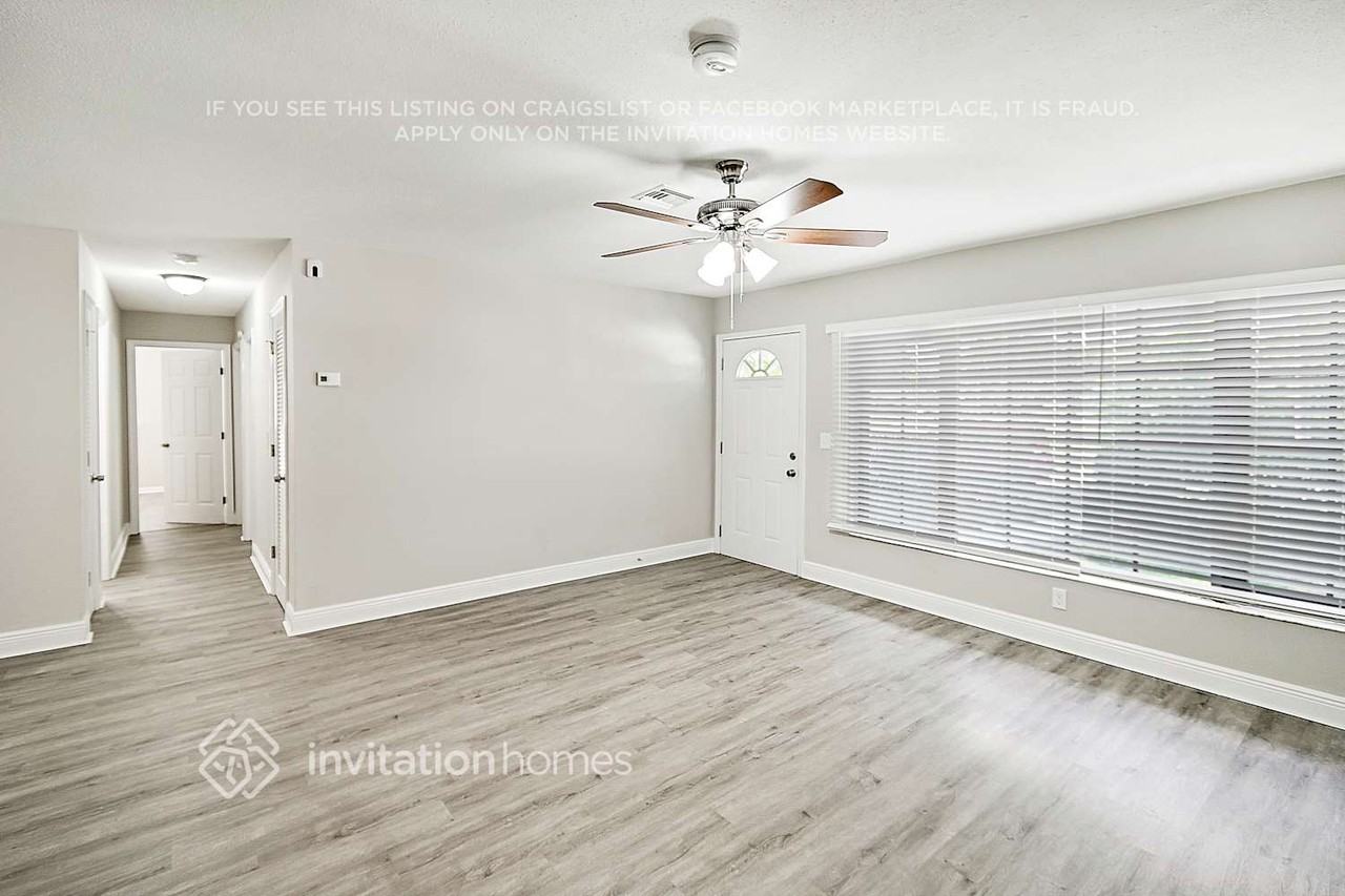 530 S 13th Pl - Photo 4 of 24