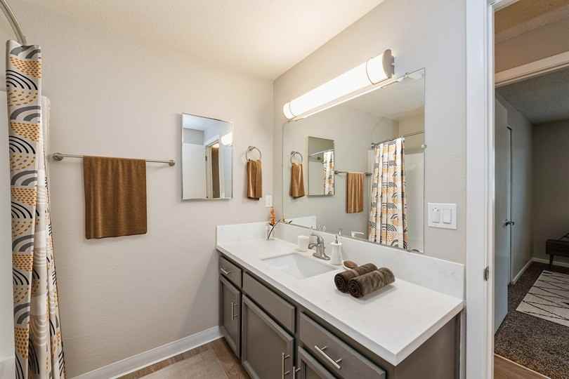 ReNew Rock Creek Townhomes - Photo 5 of 47