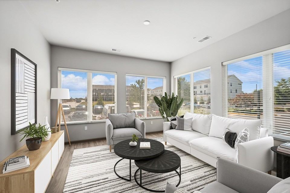 Arrive Brentwood I & II - Photo 3 of 50