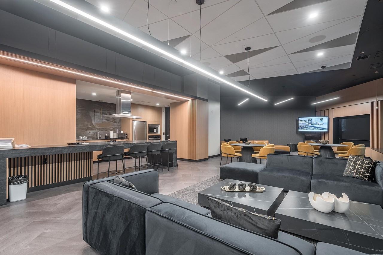 5200 De La Savane - Photo 2 of 50