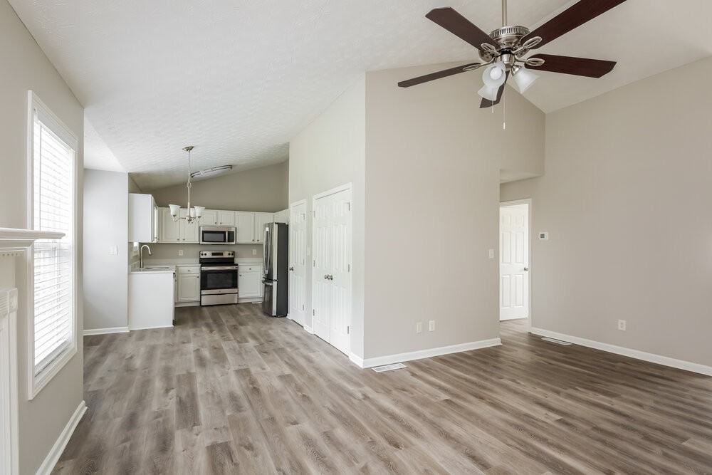 139 Legacy Dr - Photo 5 of 17