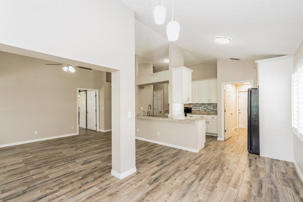 2308 Kenwick Dr - Photo 4 of 16