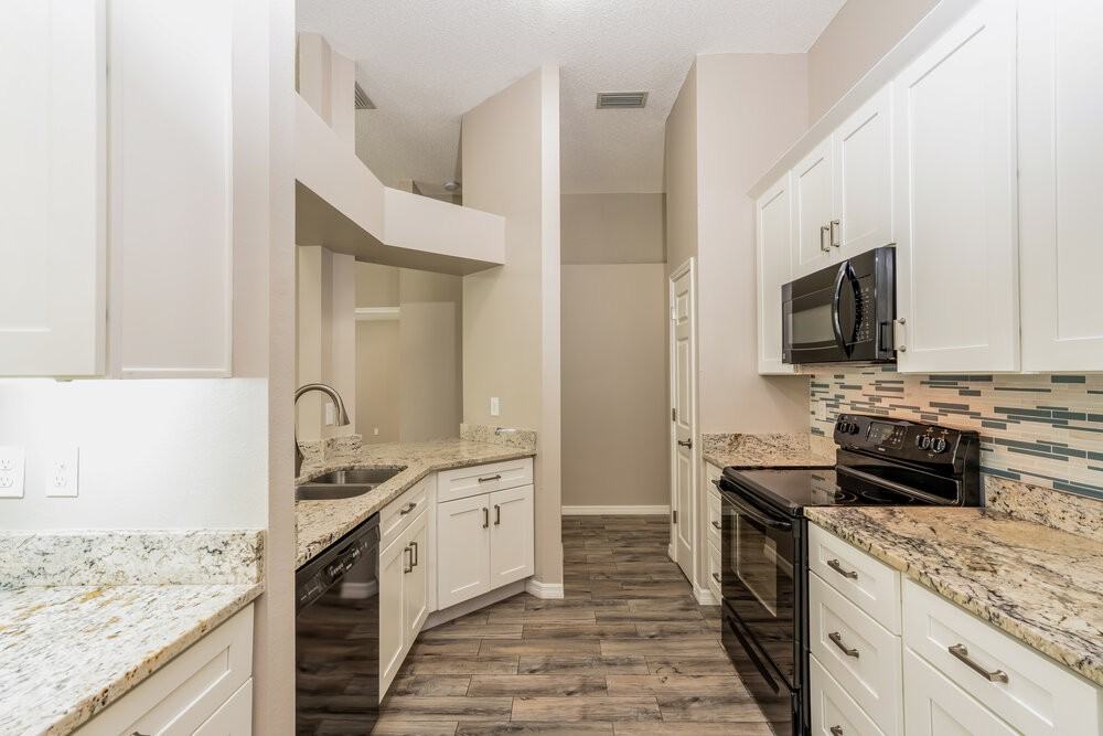 2308 Kenwick Dr - Photo 5 of 16