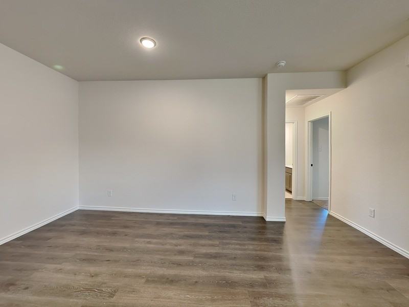 2909 Menguita St - Photo 5 of 25