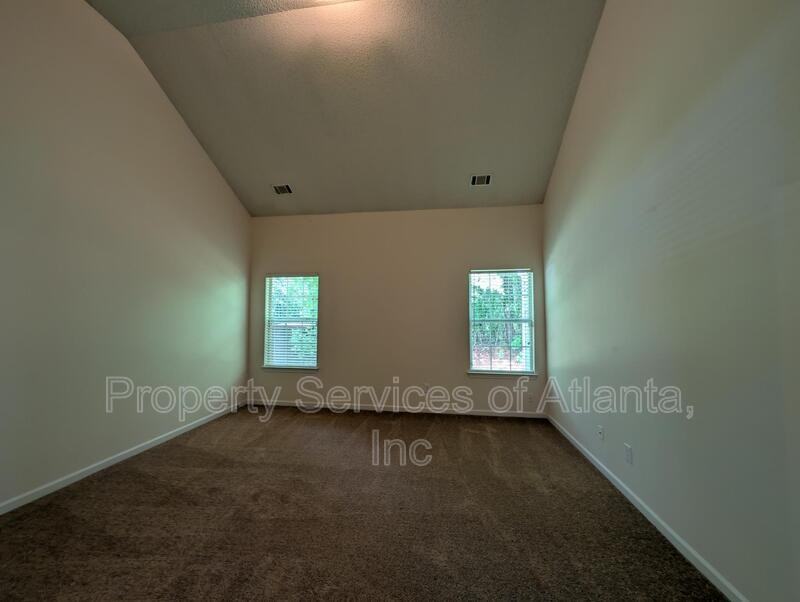 2047 Mulberry Ln - Photo 7 of 19