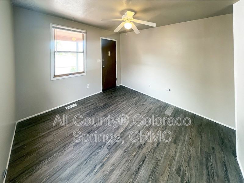 830 S Tejon St - Photo 3 of 17