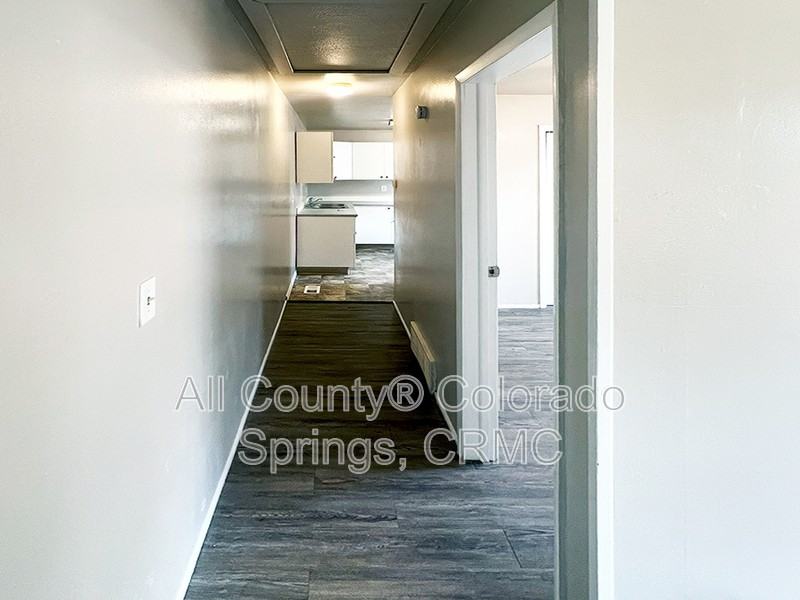 830 S Tejon St - Photo 5 of 17