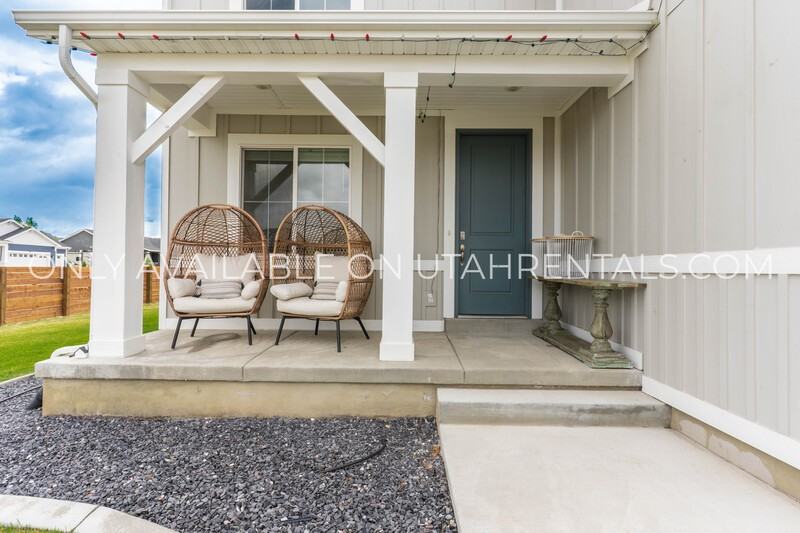 2599 Se - Photo 5 of 35