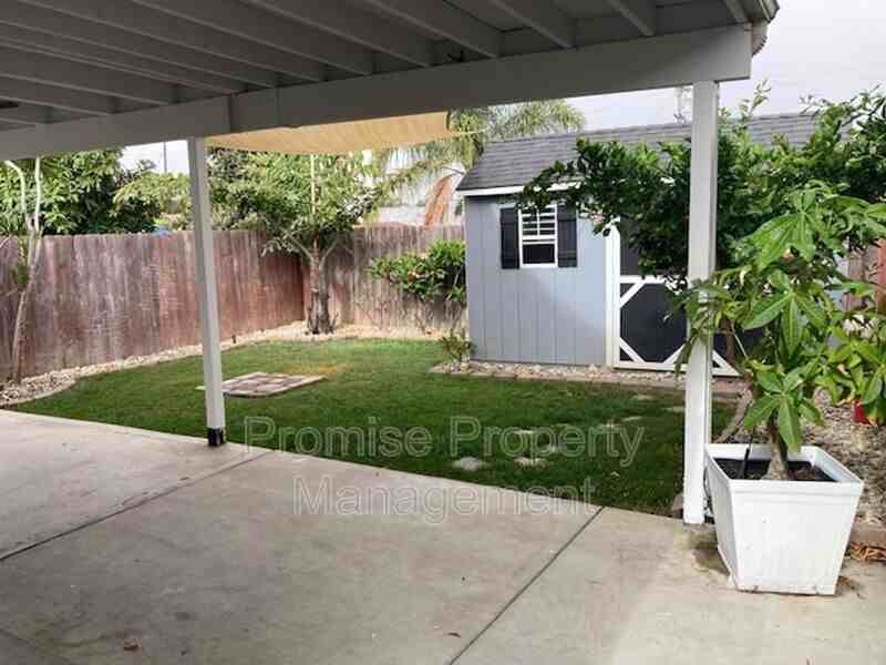 1209 Langford St - Photo 5 of 24