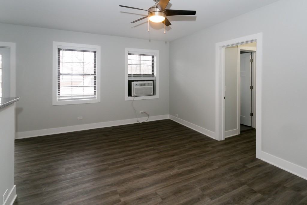 730 Judson Ave #09 - Photo 4 of 15