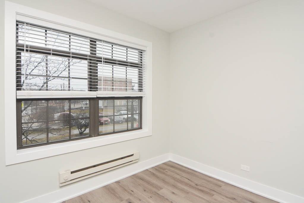 725 St Johns Ave #03 - Photo 7 of 21