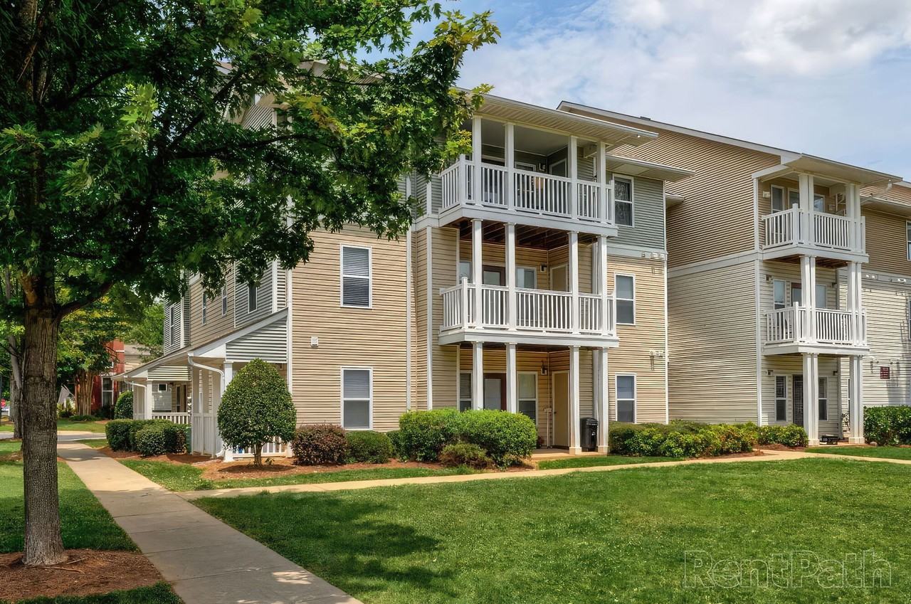 Links at Citiside - Photo 2 of 19