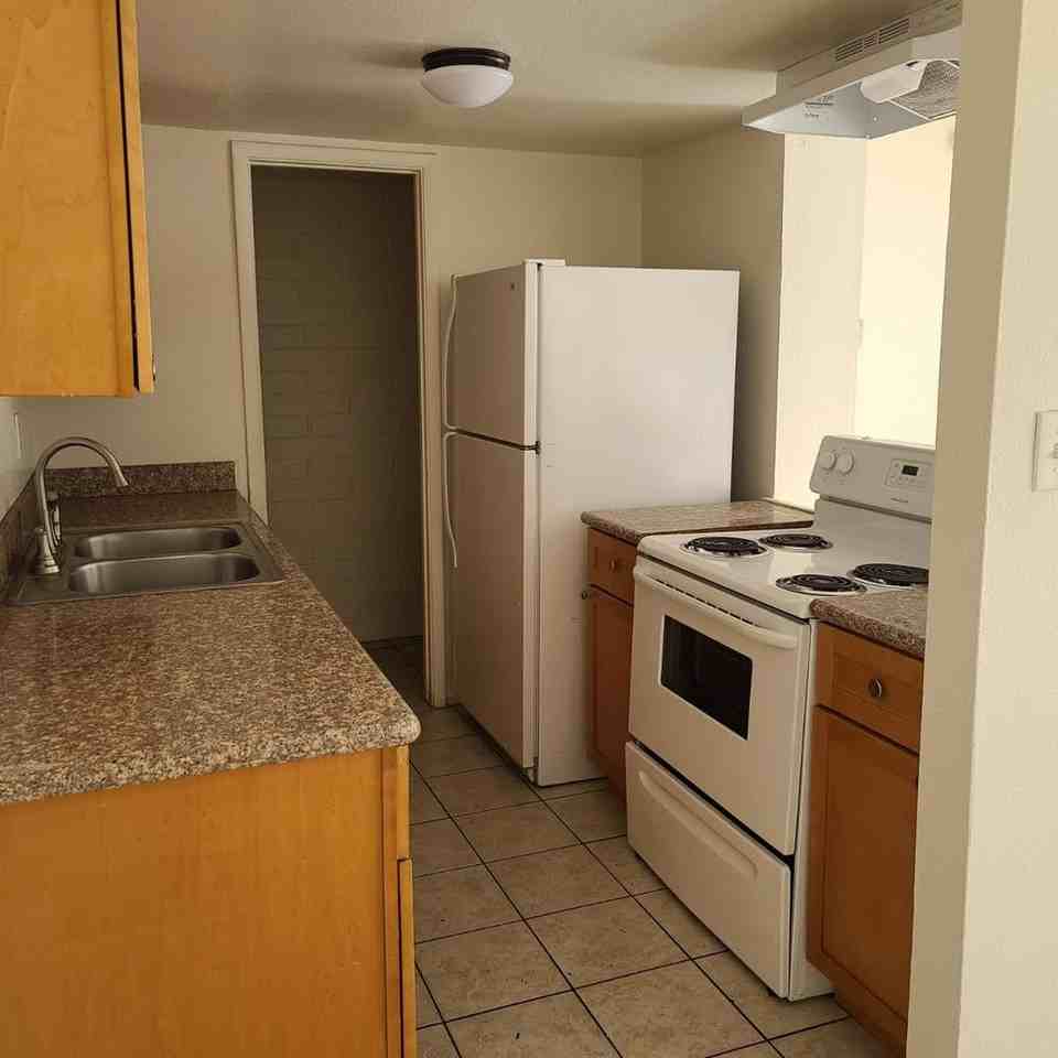 Townhomes available, ask about our move in specials! - Photo 5 of 17