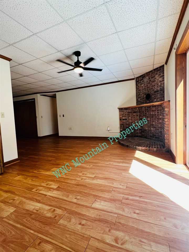 5 Shadow Valley Drive - Photo 3 of 13