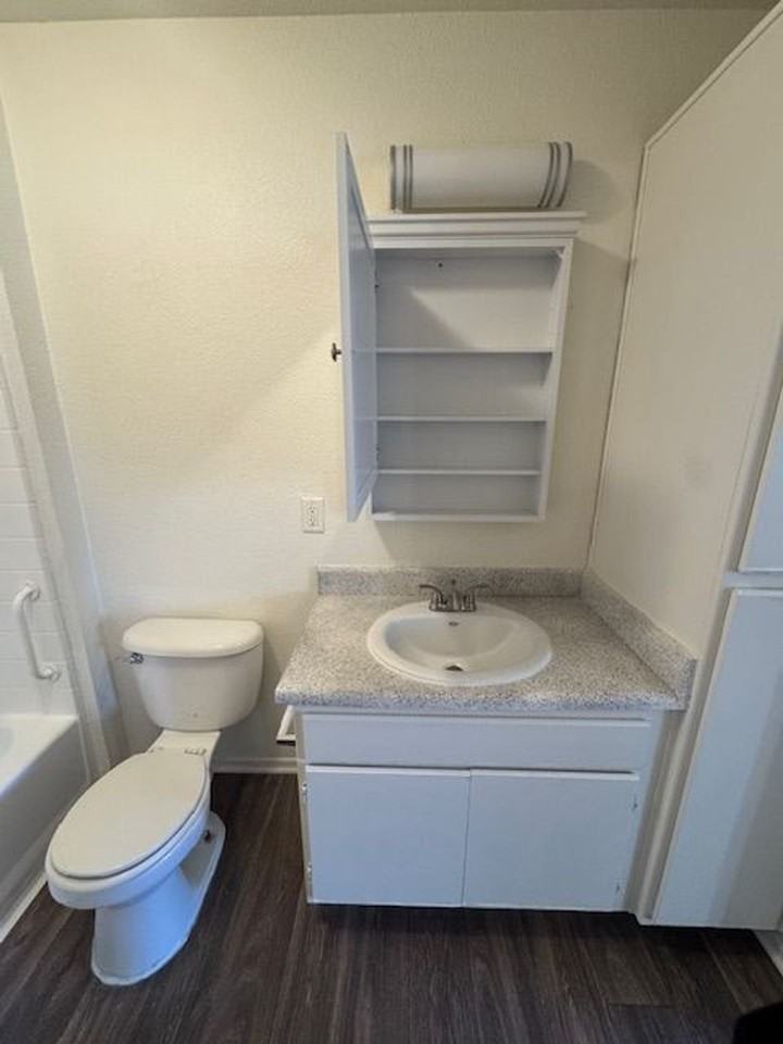 Sierra View Gardens - Photo 4 of 43