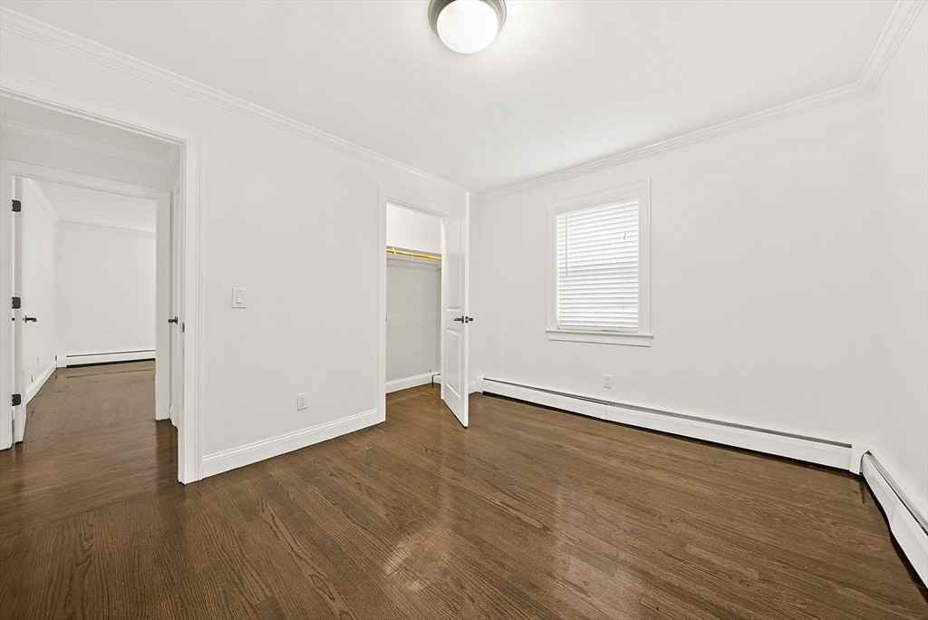 71 Oxford Ave #0-3 - Photo 3 of 10