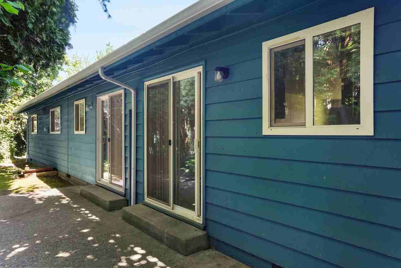 041-Prima Plaza - Photo 3 of 25