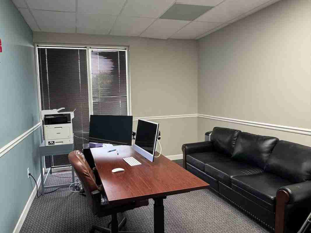 5300 Memorial Dr - Photo 3 of 7