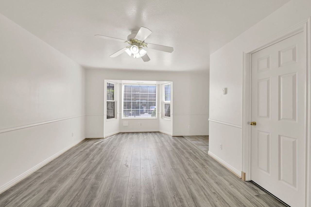 1502 N 900 W - Photo 6 of 49