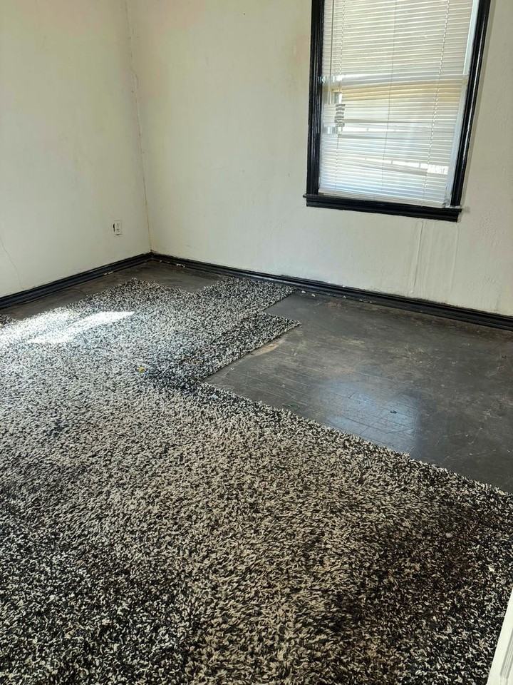 1818 N Jordan Ave - Photo 2 of 4