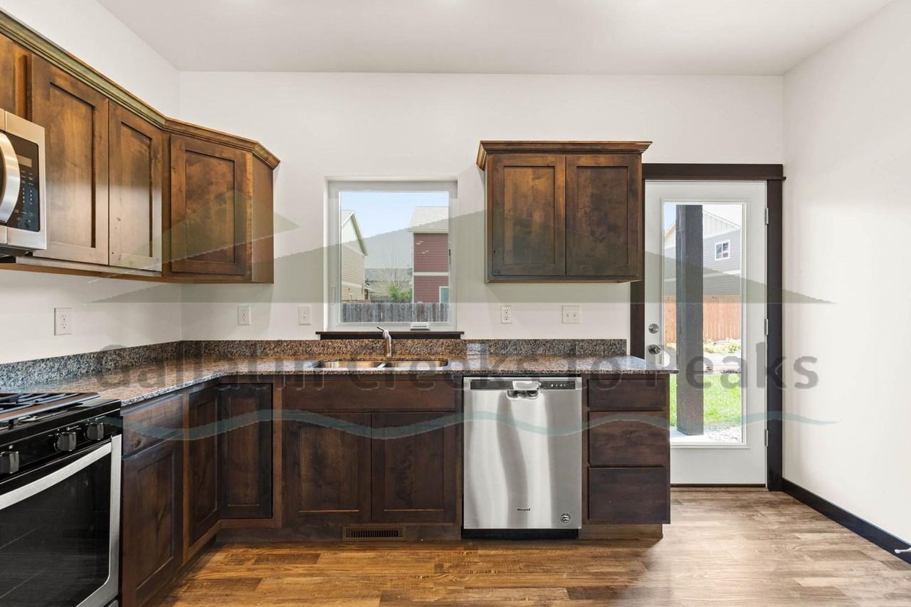 878 Rookery Lane - Photo 6 of 21