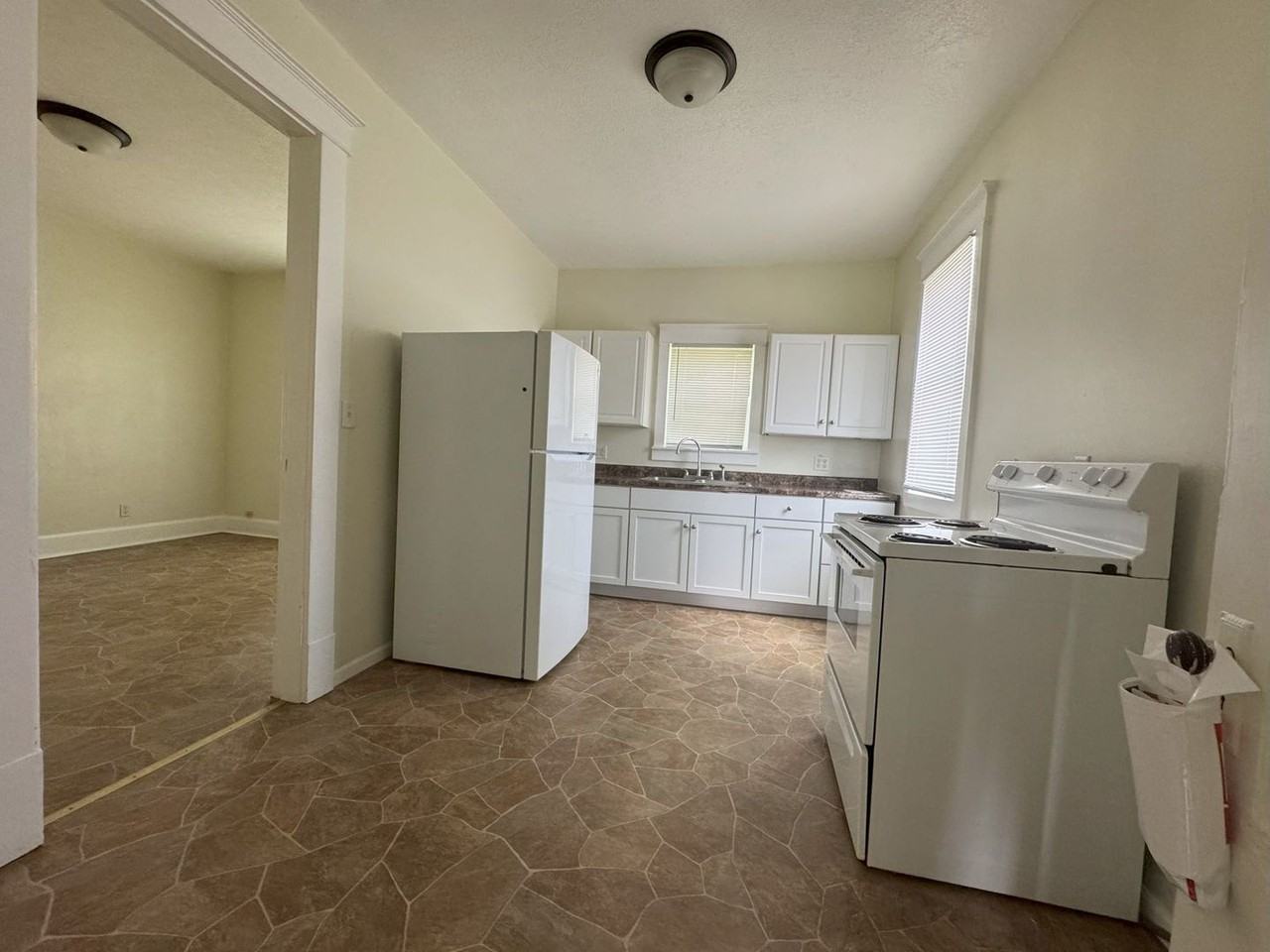 10992 10992 S 500 W - Photo 6 of 10