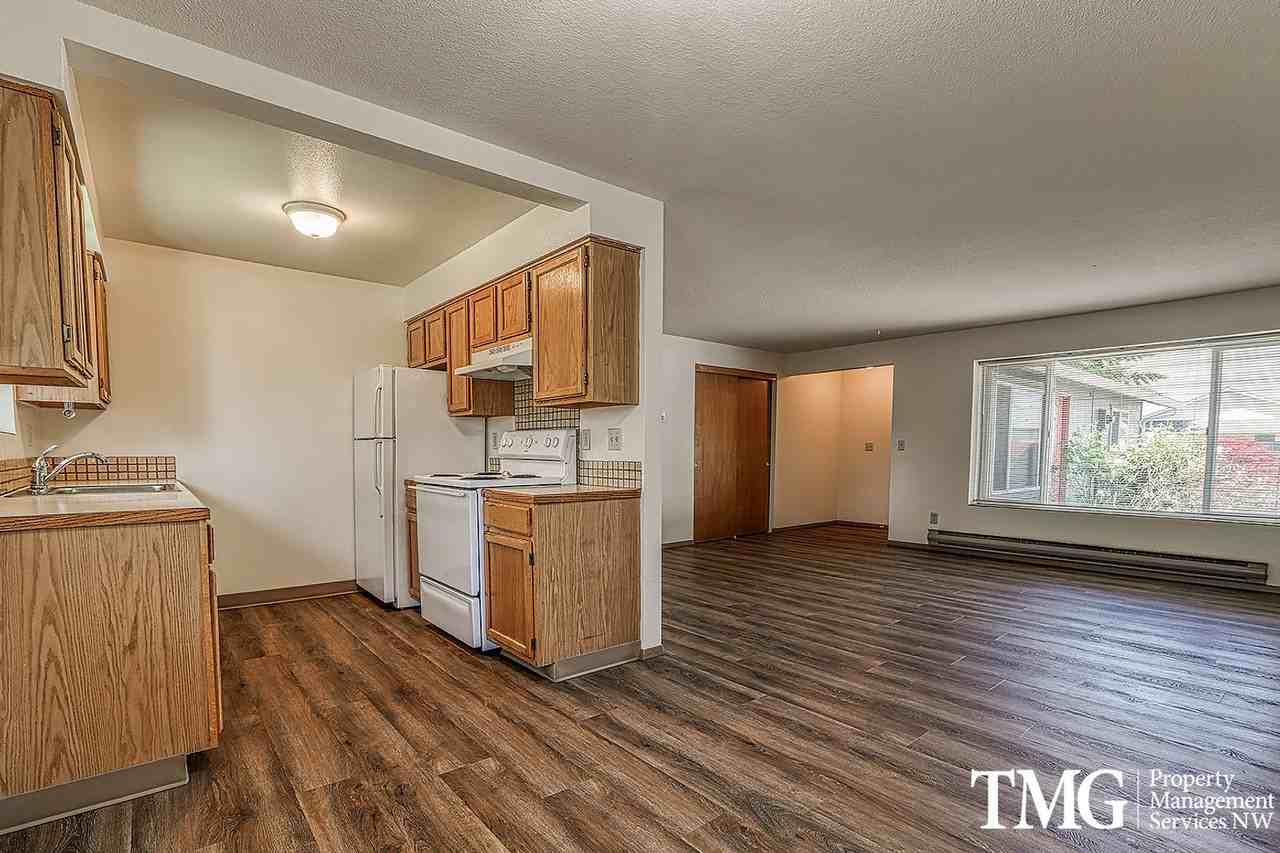 3335 Addy St - Photo 3 of 22