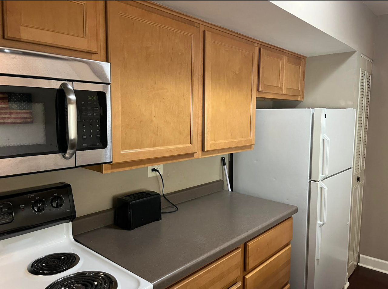 210 - Bolson Dr. - Photo 2 of 7