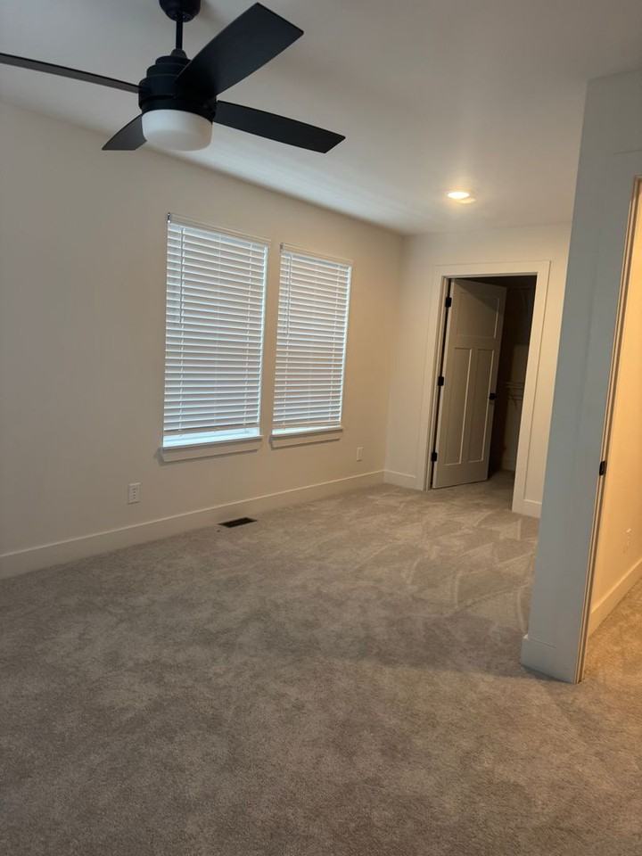1206 S Talbott St - Photo 3 of 11
