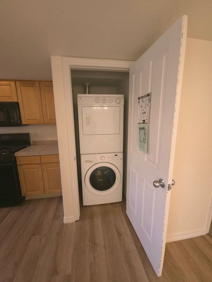 1001 Laramie Blvd #15E - Photo 6 of 18