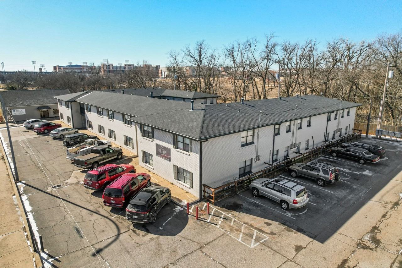 1108 North Duck Street - Photo 4 of 50