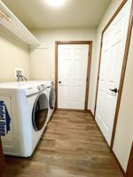 featured image of Las Verdes Lane