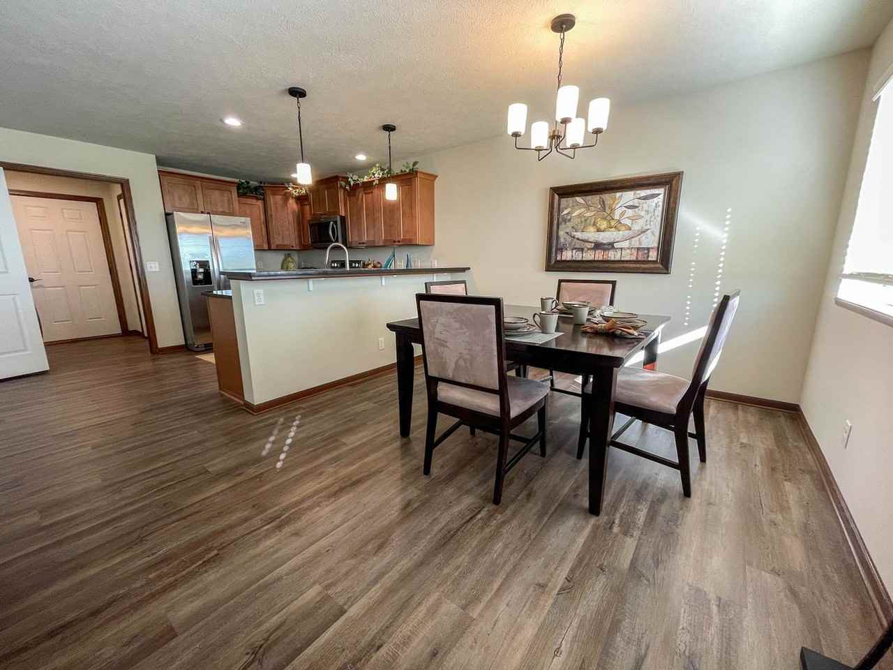 Las Verdes - Photo 6 of 22