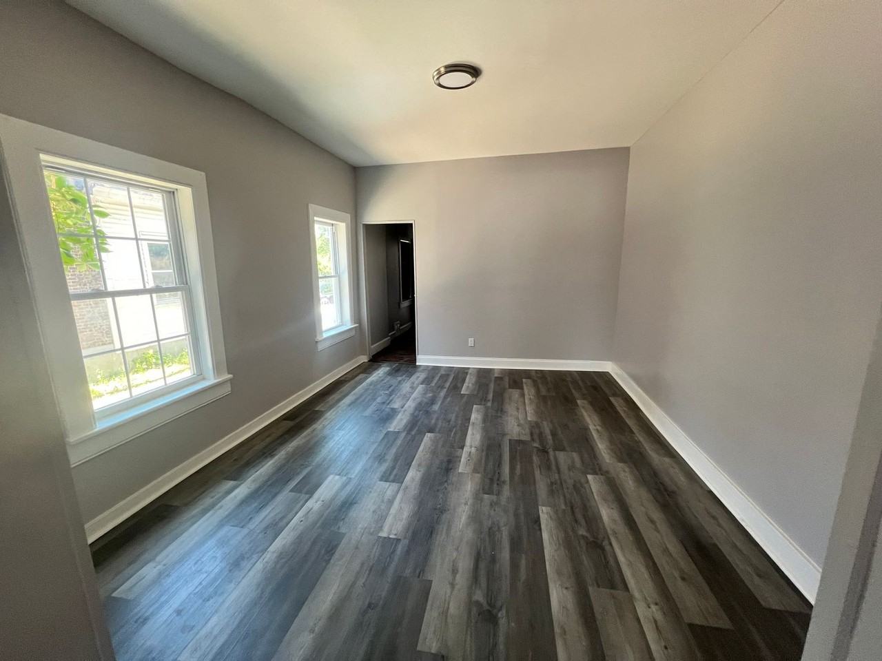 822 E State St - Photo 3 of 15