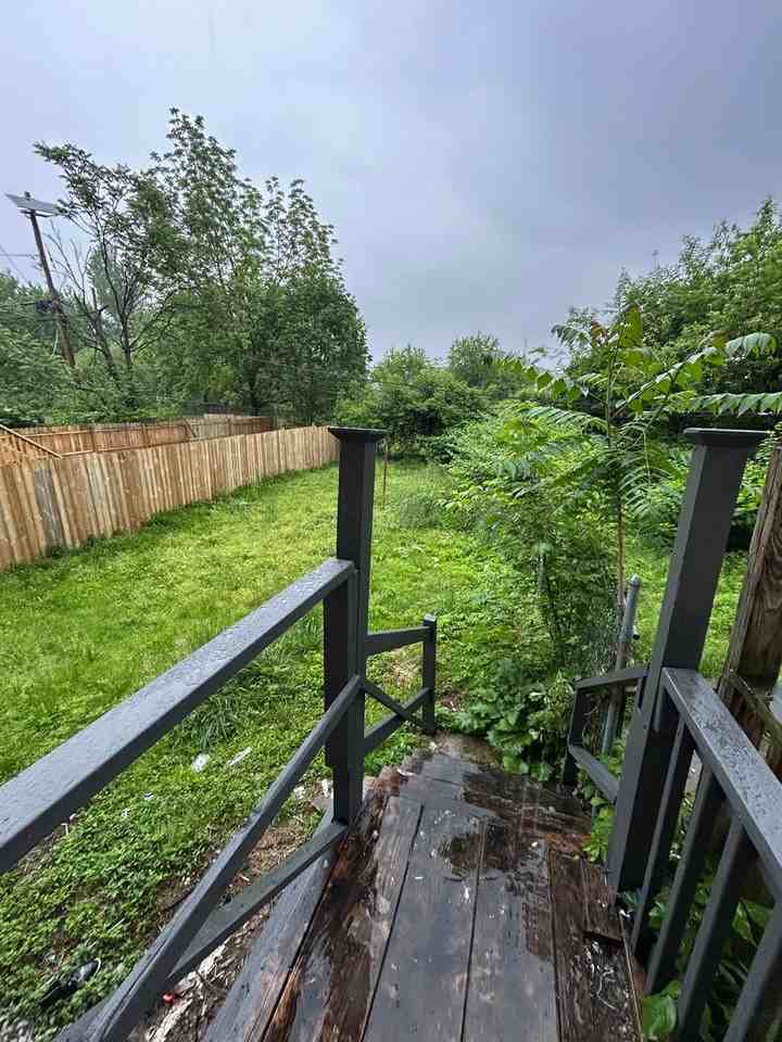 412 Stuyvesant Ave - Photo 7 of 18