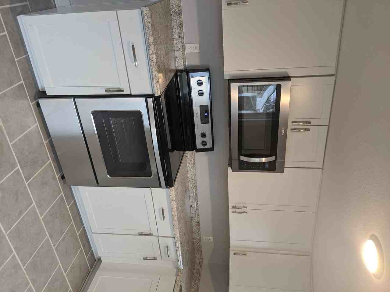 427 Demoss St - Photo 3 of 19