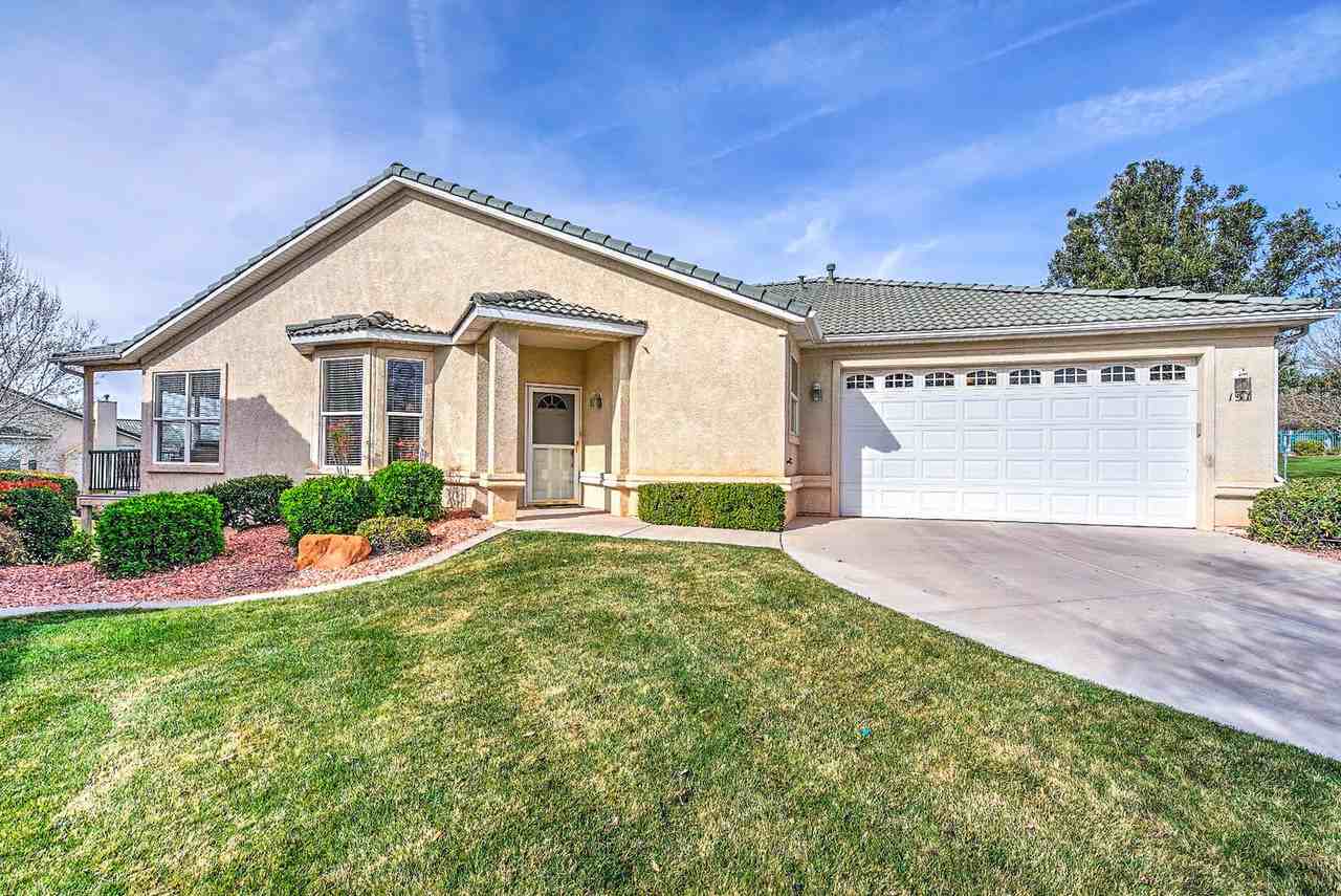 151 Turnbury Ln - Photo 3 of 39