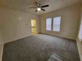 featured image of 1814B Hunt St