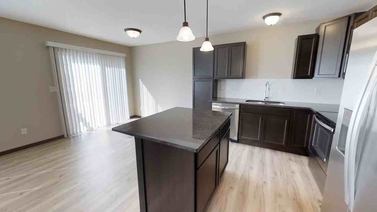 8790 E Harry St - Photo 6 of 26