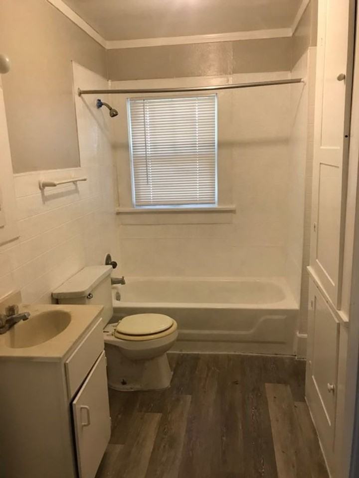 2004 S 5th St - Photo 3 of 10