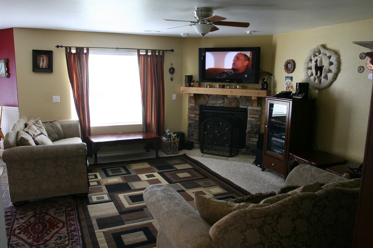 1123 W 400 S - Photo 4 of 11