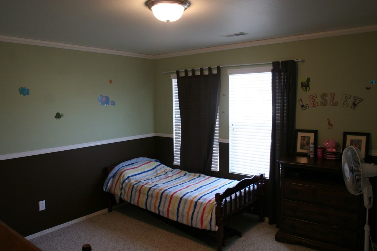 1123 W 400 S - Photo 5 of 11