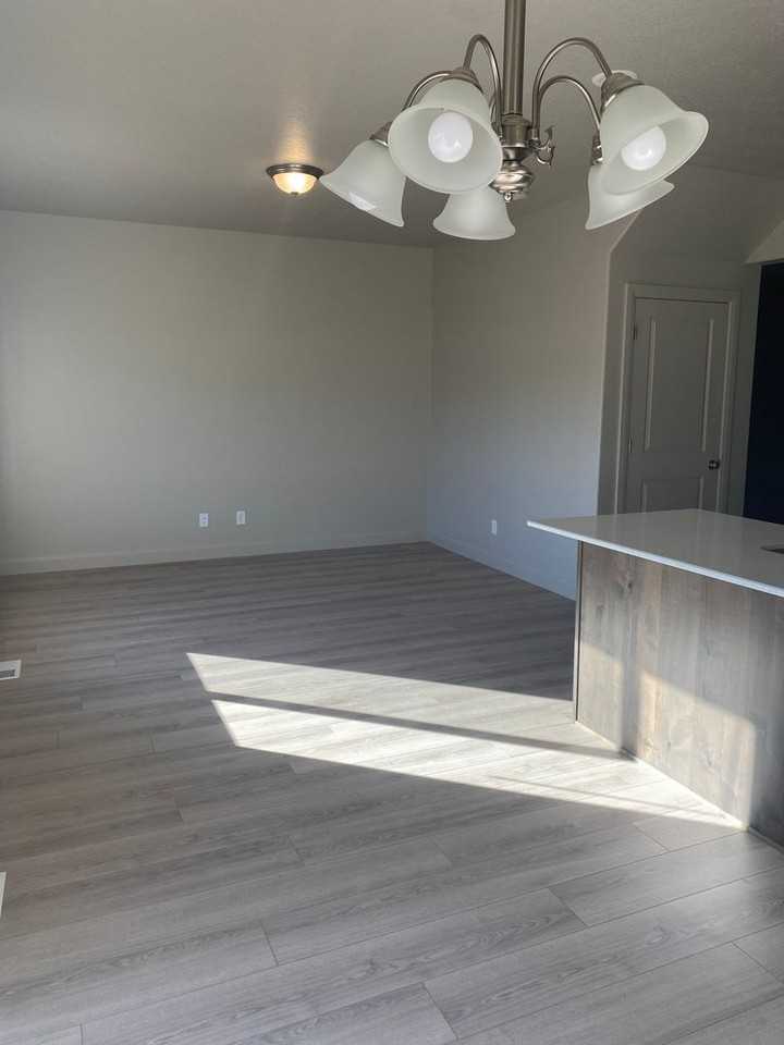 756 N Old Fort Dr - Photo 6 of 27